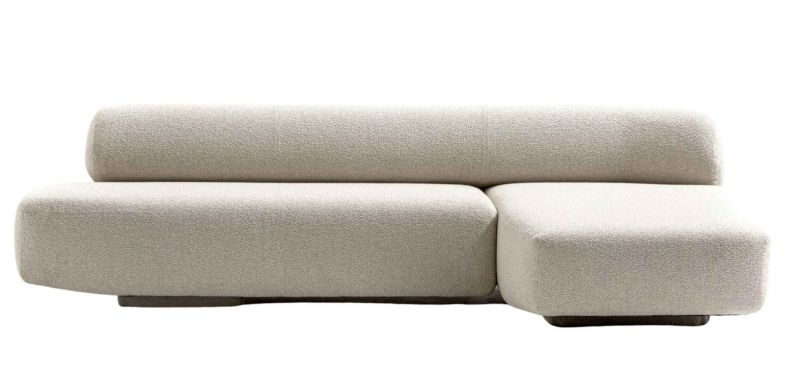 Gogan Sofa von Moroso: Modernes 3-Sitzer Sofa in Beige mit weicher Textur.